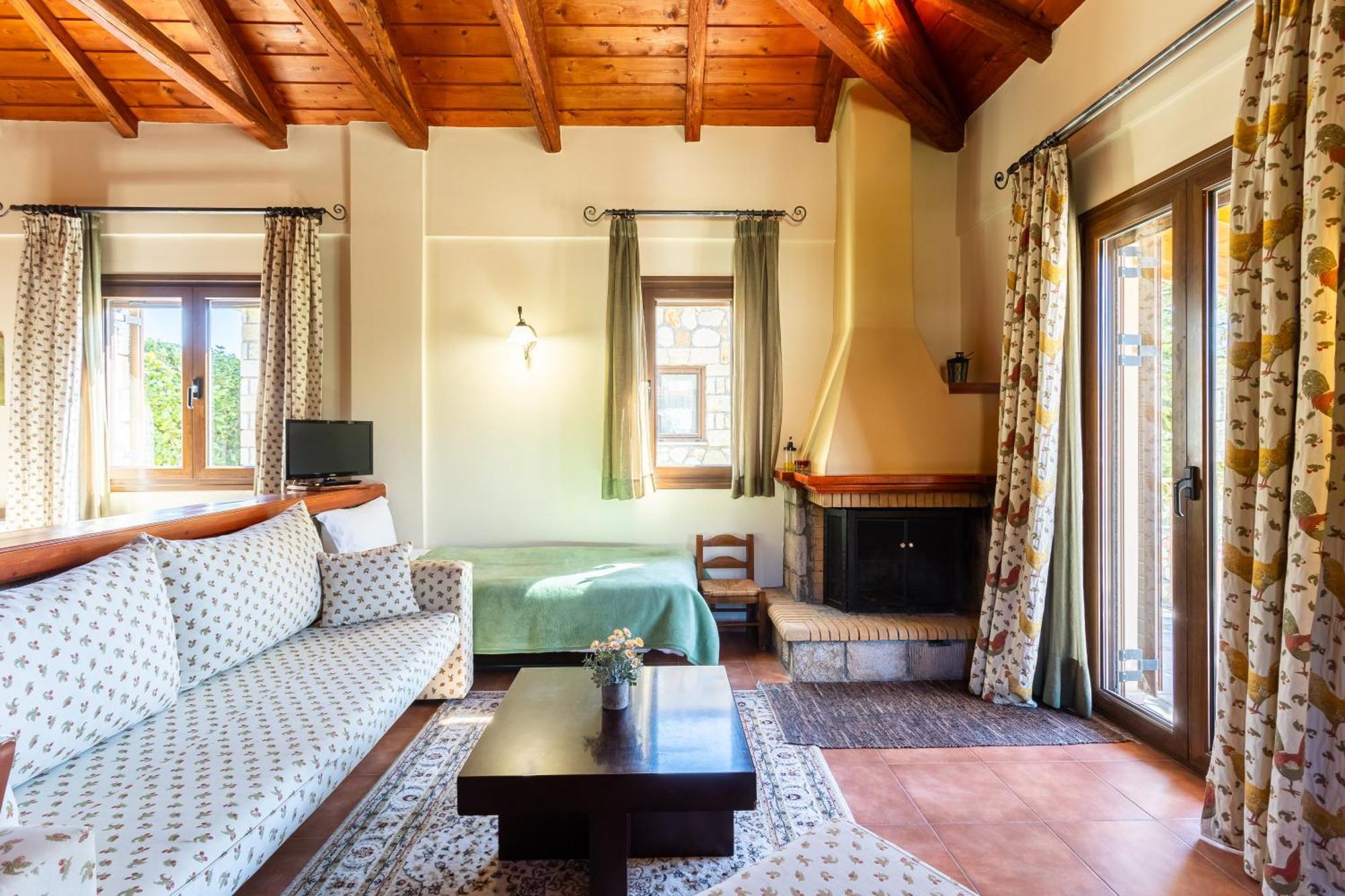 Pleiades Studios All Season Gems - Korinthos Stone Retreats Kalianoi Zewnętrze zdjęcie
